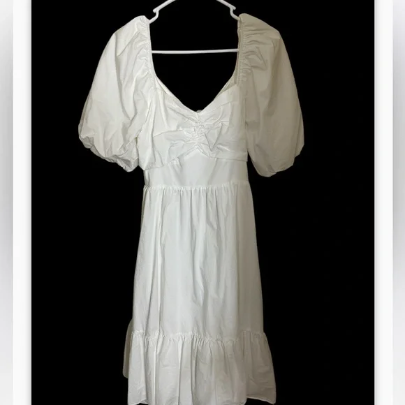 Puff sleeve cotton white dress size large open tied back - Picture 1 of 7